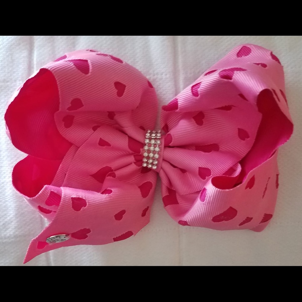 Large Valentine’s Day special Jojo Siwa bow
